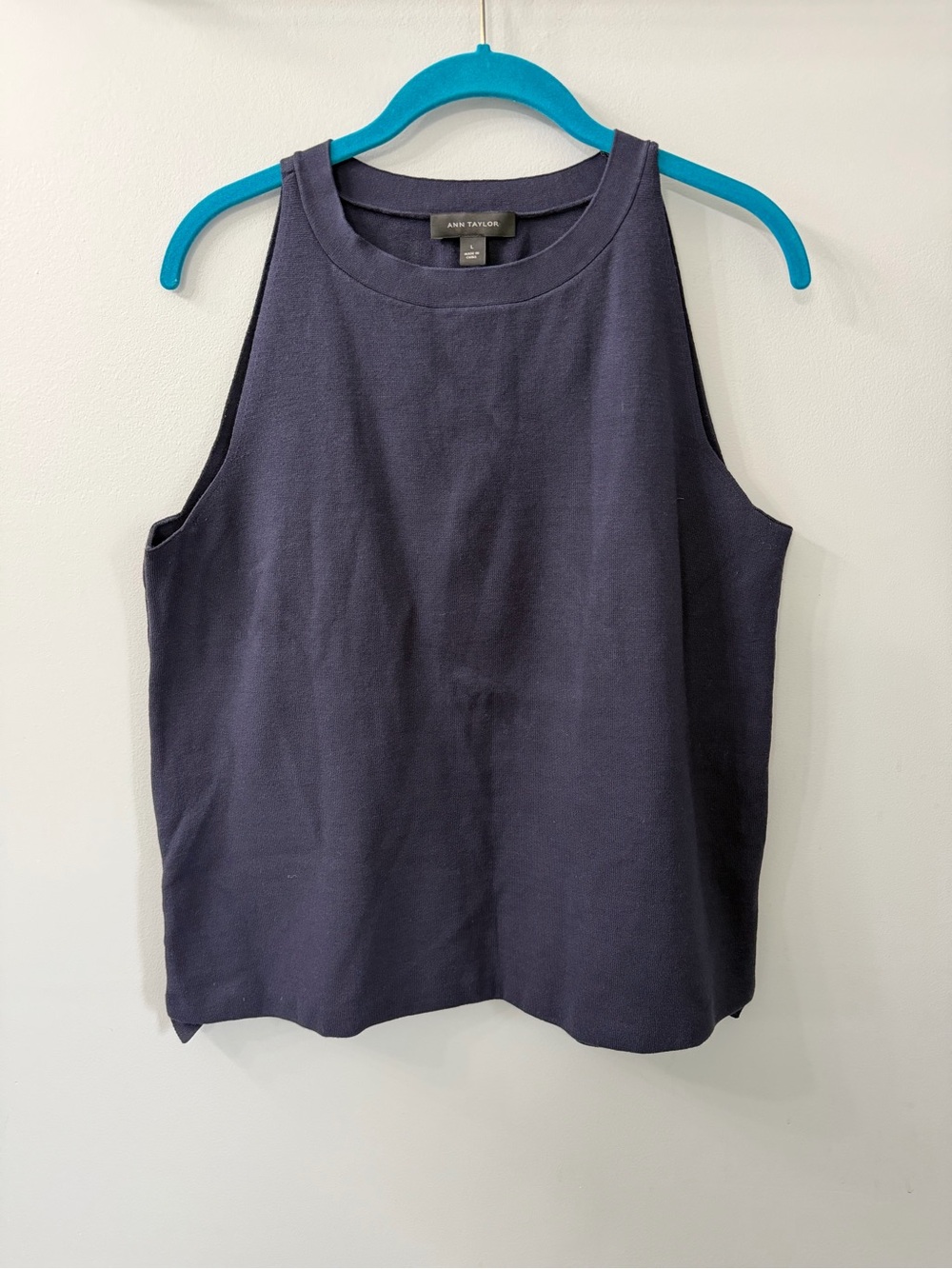 Ann Taylor Navy Sleeveless Knit Crewneck Shell Top Large